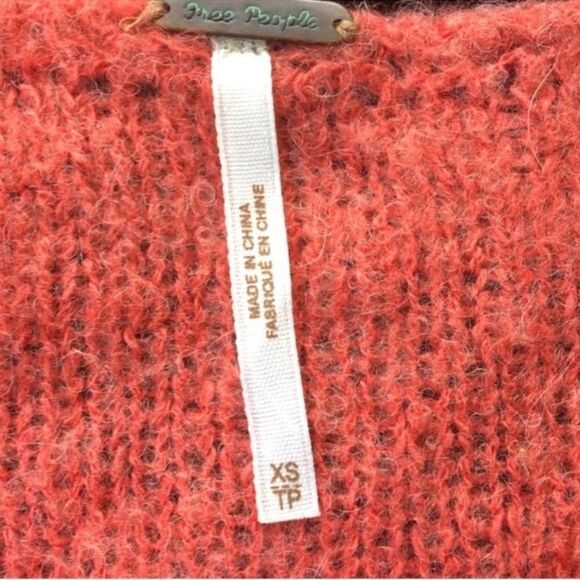 Free People Sudan Alpaca Belnd V-Neck Sweater - Picture 7 of 9